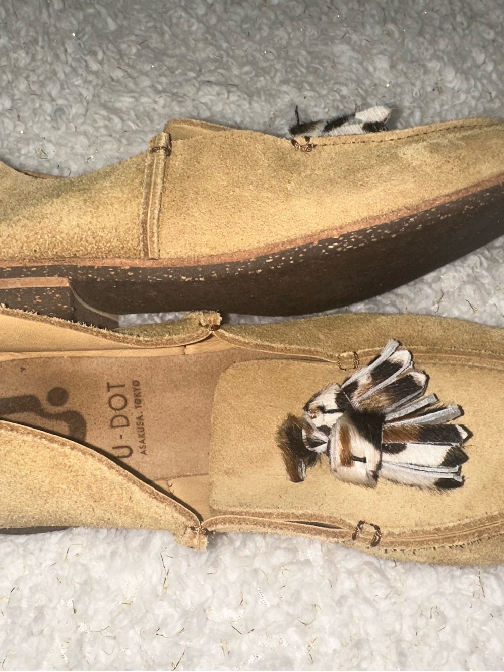 U - DOT JAPANESE Tan Suede Tassel Loafers - Picture 4 of 8